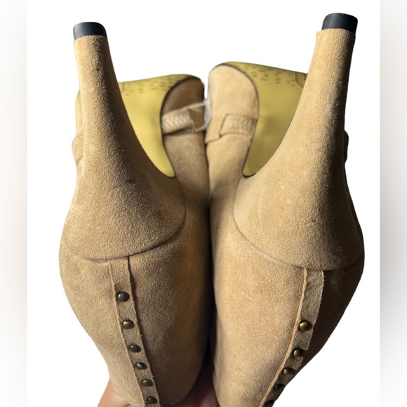 Bella Vita Women’s Peep Toe Suede Slip on Bootie size 12M Tan chic - Picture 5 of 15